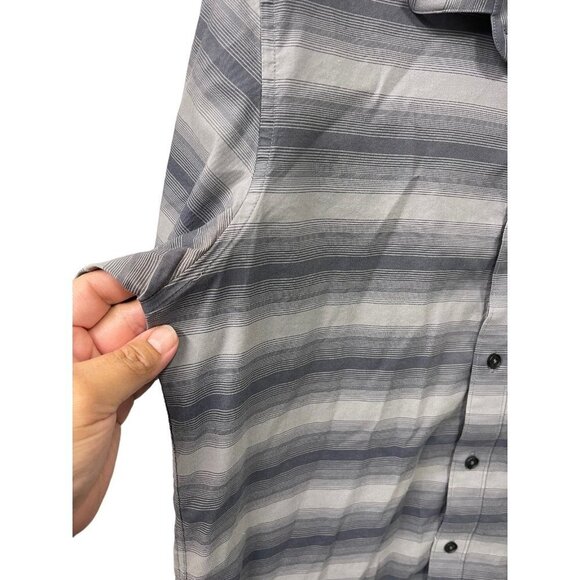 Travis Mathew Shirt Mens Blue Button Up Short Sleeve Stretch Golf Striped Size M - Picture 6 of 6